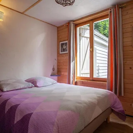 Petite Maison Avec Grand Jardin Clos *